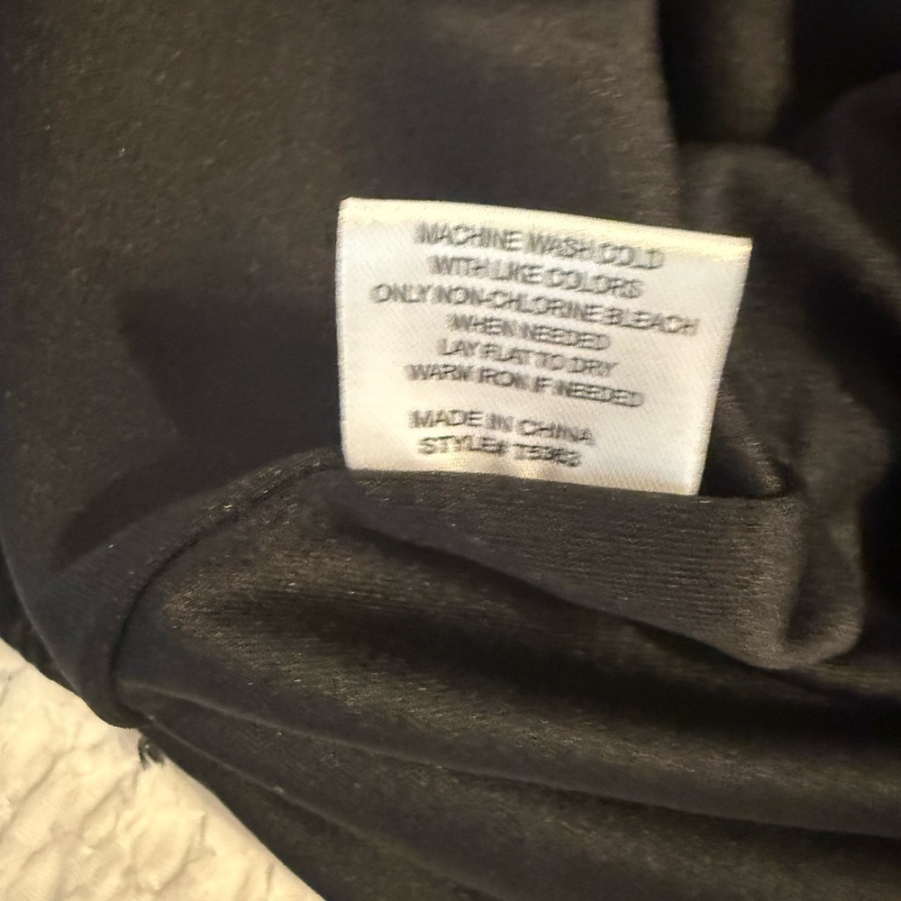 NWT Koko + Mason Lace Ruffle Black  Top Size M - Picture 8 of 10